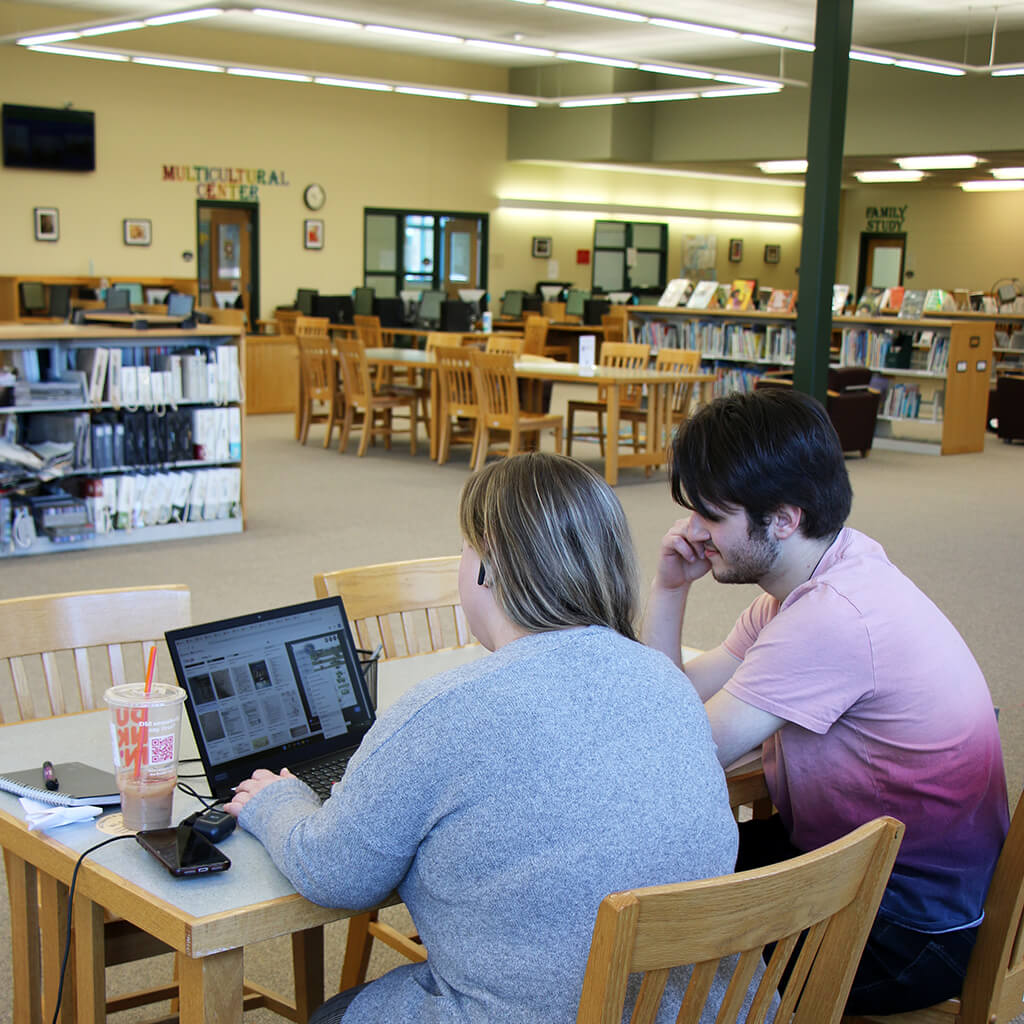 MCC students use the Library and Learning Center for many activites, including academic research and tutoring.